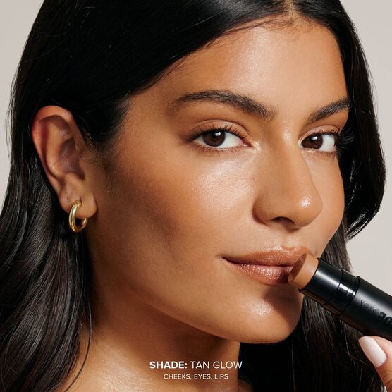 NUDIES MATTE & GLOW CORE NUDIES MATTE + GLOW CORE  COLOR - TAN GLOW